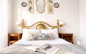 Irin Hotel